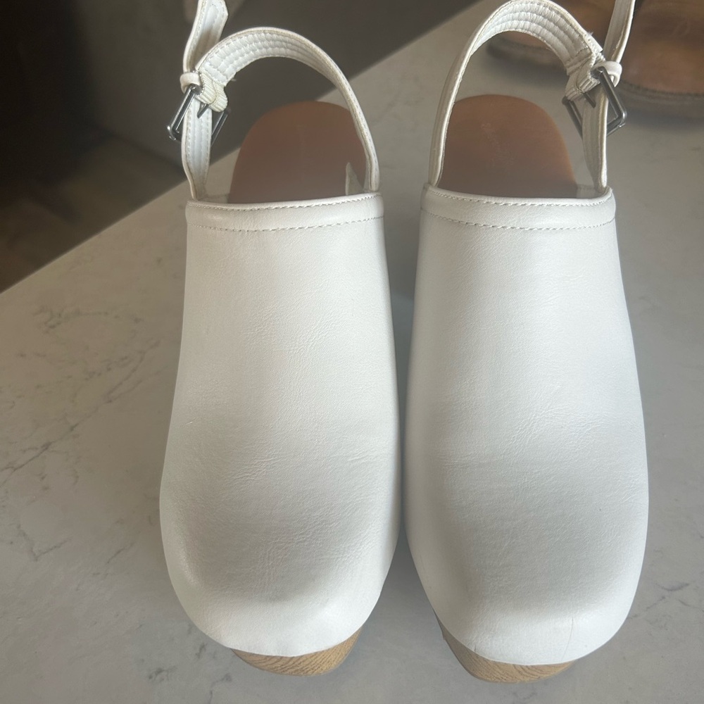 Universal Thread White Slingback Mules - image 2